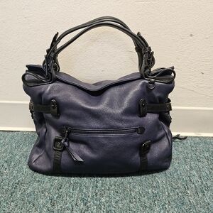 Elliot Lucca Satchel